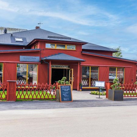 Hotel Slottsgarden Vadstena Exterior photo