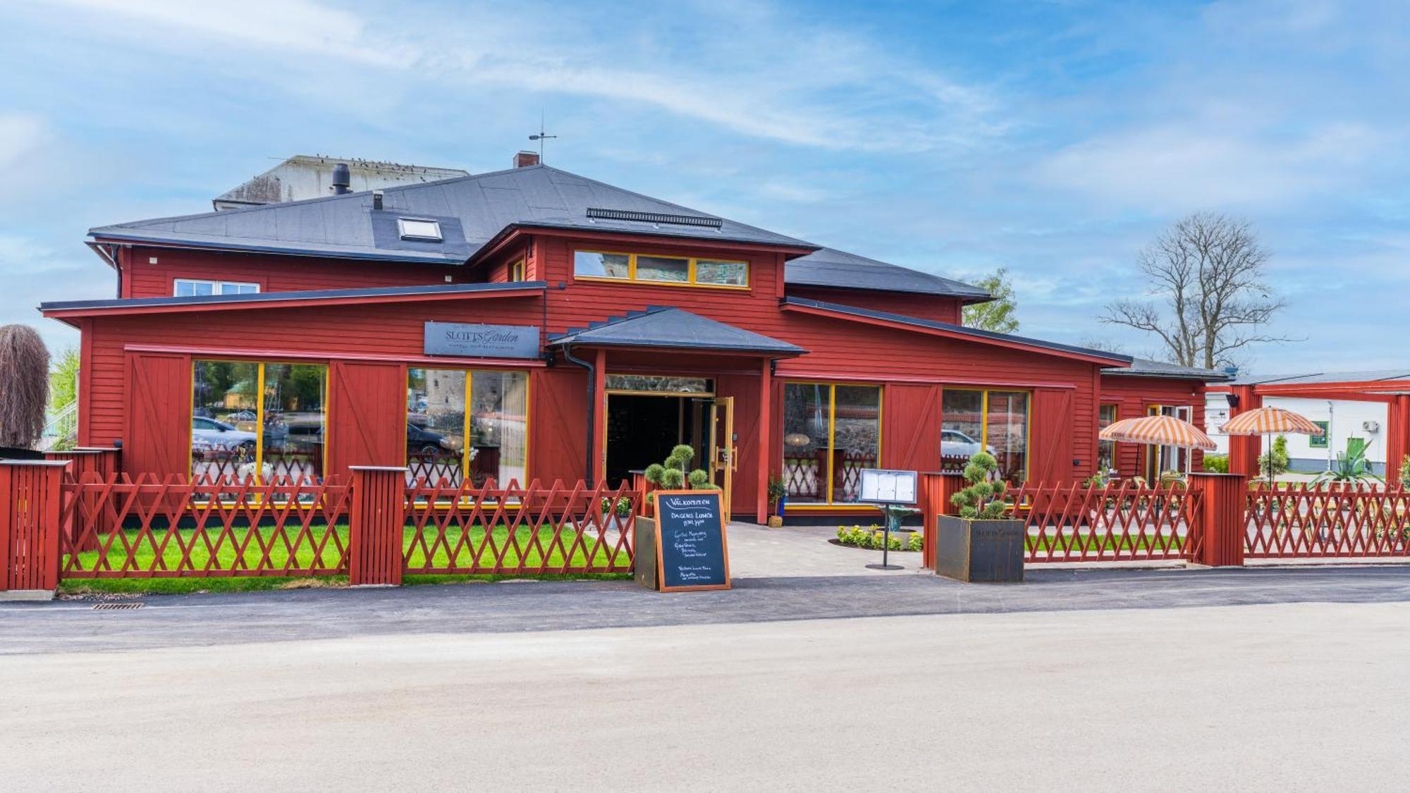 Hotel Slottsgarden Vadstena Exterior photo